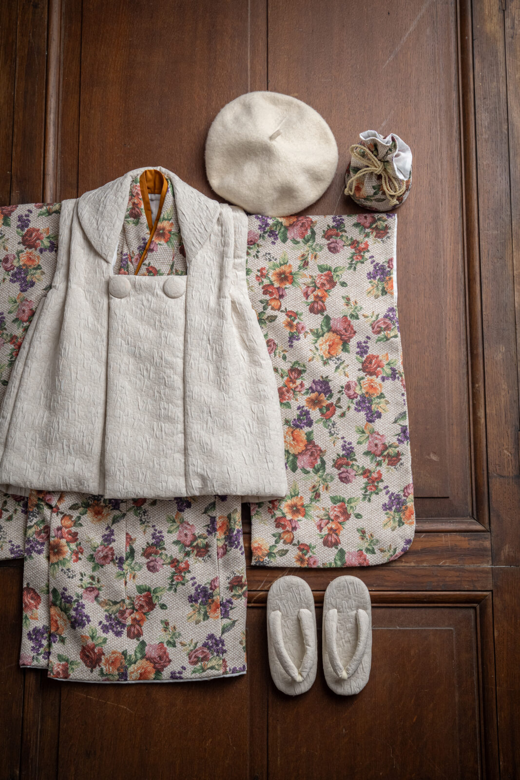 3歳 被布 女の子 アンティークフラワー 95–110cm（studio ate 七五三衣装）