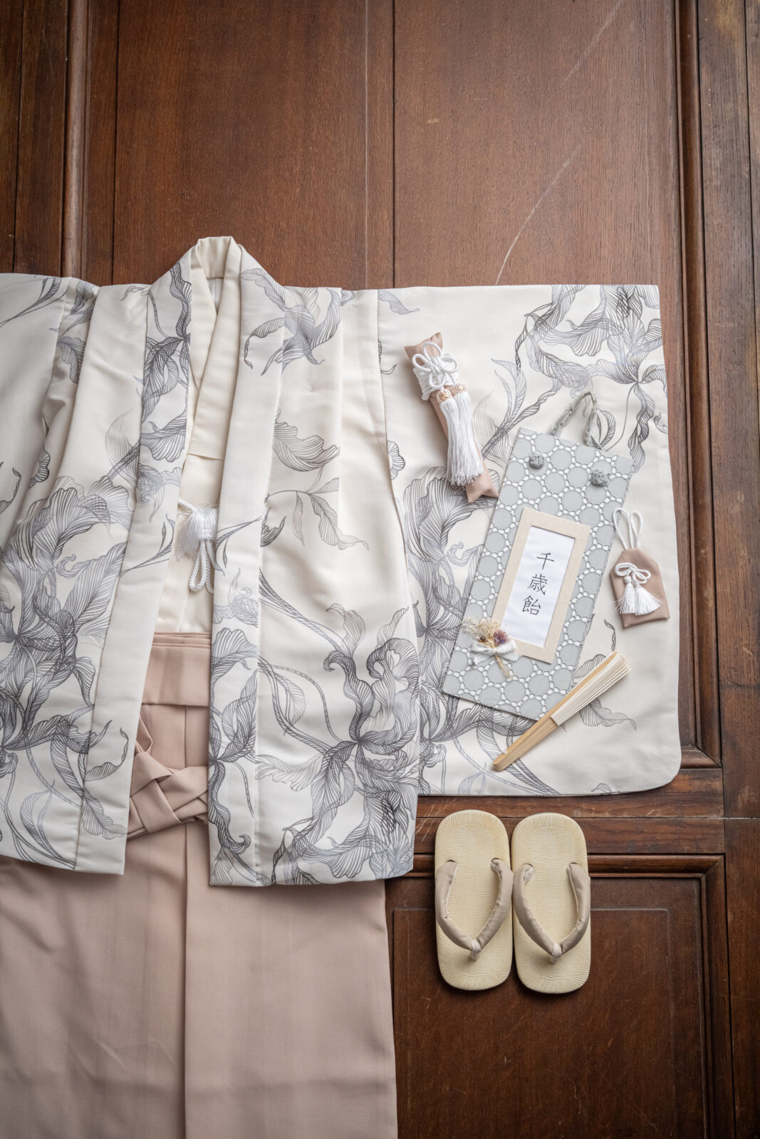 植物xグレーホワイトA・男の子・5歳・羽織袴 105–120cm（studio ate 七五三衣装）