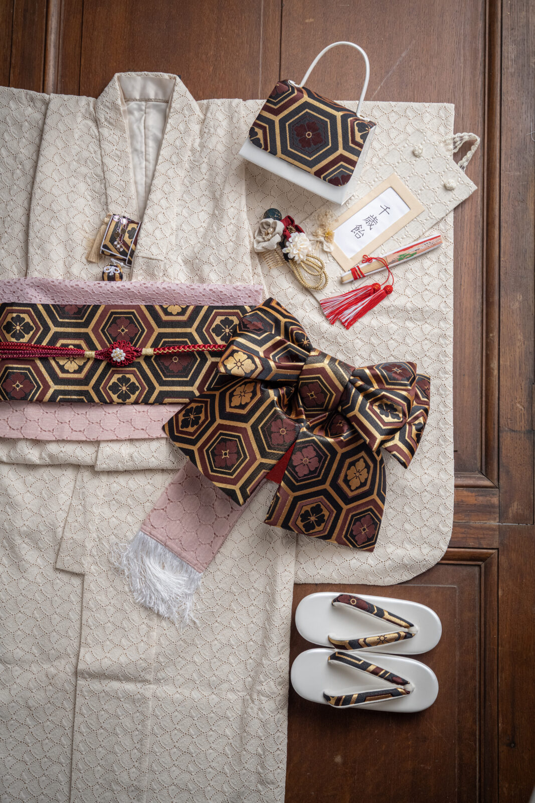 7歳 女児 生成り色 レース柄 115–130cm（studio ate 七五三衣装）