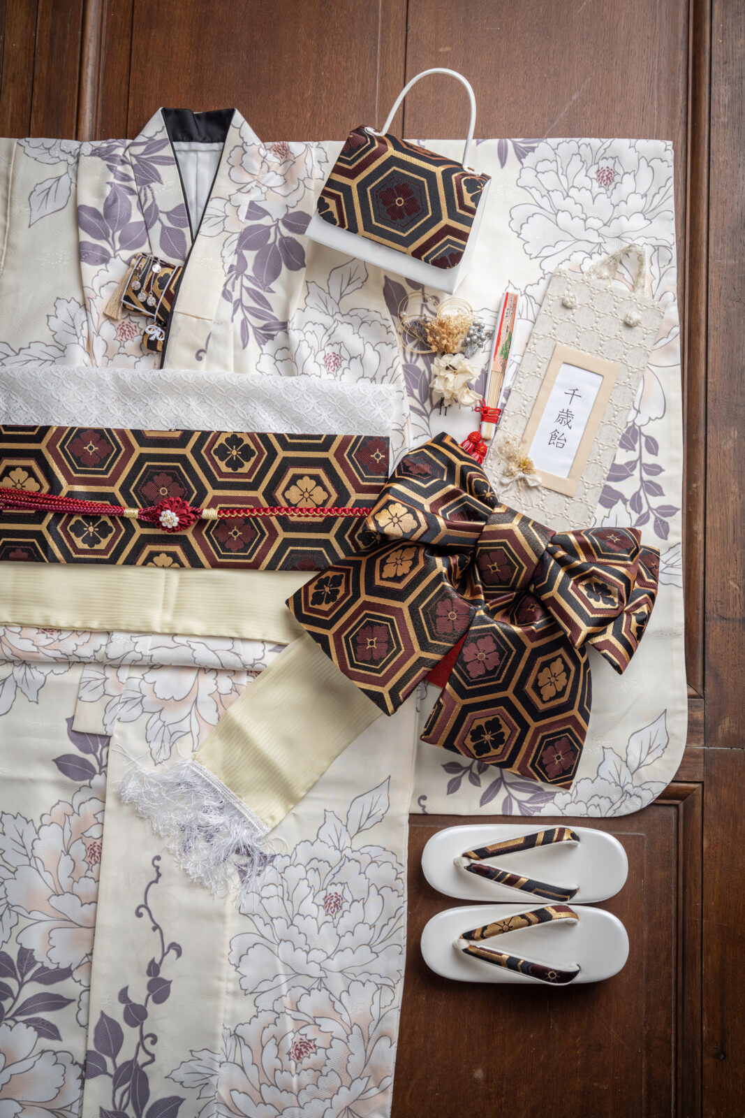 7歳 女児 紫色 花柄 115–130cm（studio ate 七五三衣装）